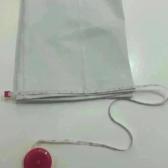 NWT Spanx On The Go Kick Flare Classic White Pant Item# 2U - Picture 16 of 16